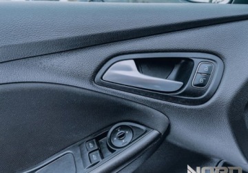 Ford Focus III Sedan Facelifting 1.0 EcoBoost 125KM 2017 Ford Focus Bezwypadkowy, FV23, ST-Line, KredytowanieLeasing, gwarancja 12m, zdjęcie 23