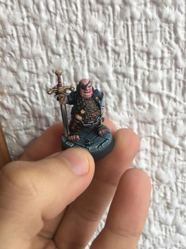 Маленький охотник на ведьм с большим мечом - Мини-счет - 3D-печать