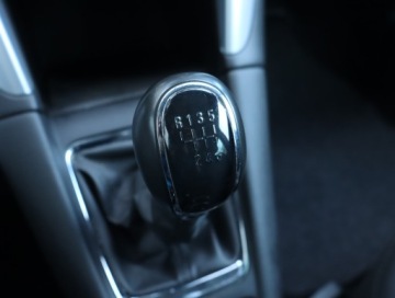 Opel Zafira C Tourer Facelifting 1.4 Turbo 140KM 2017 Opel Zafira 1.4 Turbo, Serwis ASO, 7 miejsc, Navi, zdjęcie 18