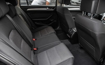 Volkswagen Passat B8 Variant 1.6 TDI BlueMotion Technology 120KM 2017 Volkswagen Passat TDI 120KM Lift Ledy Navi DsG ALu 2xPdc Full Serwis Aso G, zdjęcie 27