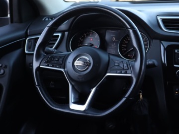 Nissan Qashqai II Crossover 1.2 DIG-T 115KM 2017 Nissan Qashqai 1.2 DIG-T, Salon Polska, zdjęcie 15