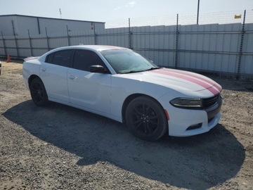 Dodge Charger VII 3.6 V6 296KM 2018 Dodge Charger Sxt Plus 2018 3.6l 3.6 Benzyna 297KM, zdjęcie 4