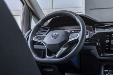 Volkswagen Touran III 1.5 TSI EVO 150KM 2025 Volkswagen Touran Highline 1.5 TSI EVO 150 KM DSG, zdjęcie 19