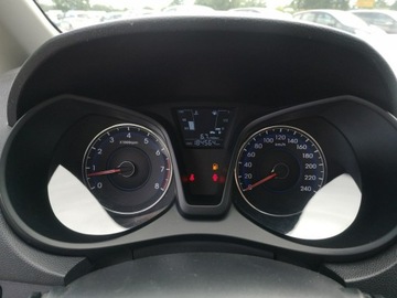 Hyundai ix20 Mikrovan 1.4 CVVT 90KM 2014 Hyundai ix20 1.4 16v 90KM Klima Elektryka Isofix, zdjęcie 12