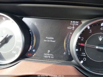 Maserati Levante 2021 Maserati Levante 2021r., 4X4, od ubezpieczalni 3.0 Benzyna 345KM, zdjęcie 10