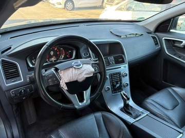 Volvo XC60 I SUV Facelifting 2.4 D4 190KM 2017 Volvo XC 60 2.4 D4 AWD Summum Navi Skóra Pano, zdjęcie 12