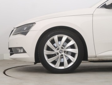 Skoda Superb III Kombi 2.0 TSI 220KM 2017 Skoda Superb 2.0 TSI, Salon Polska, Automat, zdjęcie 14