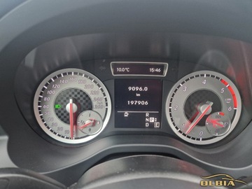 Mercedes Klasa A W176 Hatchback 5d 1.8 180 CDI BlueEFFICIENCY 7G-DCT 109KM 2013 Mercedes-Benz Klasa A A180 Automat Bi-Xenon 1.8 Diesel 109KM, zdjęcie 26