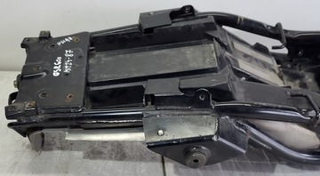 Задняя рама в сборе, накладка крышки, Suzuki GSR 600 2007-2010 гг.