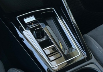 Volkswagen Golf VIII Variant 1.5 eTSI 150KM 2024 Volkswagen Golf Variant Pakiety, samochod jak nowy, ACC, ergoActive z mas, zdjęcie 23