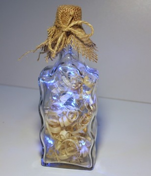 Декорирование стекла, светодиодная лампа на батарейках, балкон, терраса, окно, стол, полка