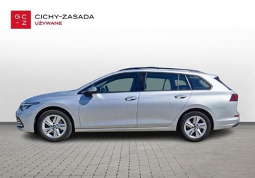 Volkswagen Golf VIII Variant 1.5 TSI 150KM 2022 Volkswagen Golf 1.5 Benzyna 150KM, zdjęcie 1