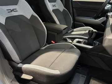 Dacia Bigster 1.2 mild hybrid 140 140KM 2025 Od ręki - Journey LPG 1.2 mHEV 140KM / Pakiet Parking, Zimowy Plus, zdjęcie 4