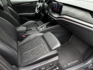 Skoda Octavia IV RS Kombi 2.0 TSI 245KM 2021 Skoda Octavia 2.0TSI 245KM RS DSG l Panorama, LED, zdjęcie 7