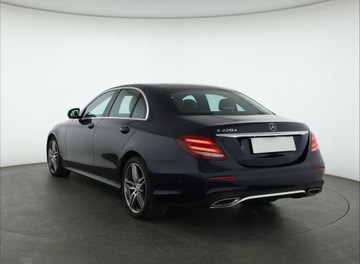 Mercedes Klasa E W213 Limuzyna 2.0 220d 194KM 2016 Mercedes E E 220 d, Salon Polska, Serwis ASO, zdjęcie 3