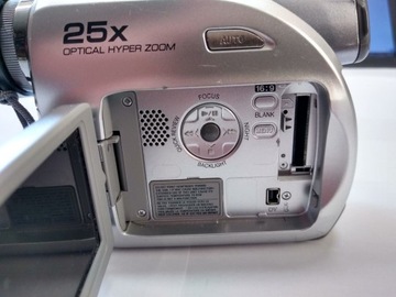JVC GR-D320E miniDV ЖК-КАМЕРА С 25-кратным ЗУМОМ