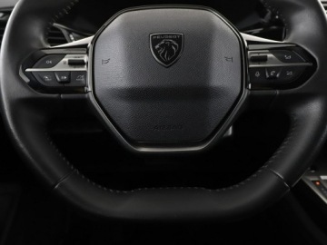 Peugeot 308 III Hatchback 1.2 PureTech 130KM 2022 Peugeot 308 Allure Pack automat navi kamera ACC, zdjęcie 20