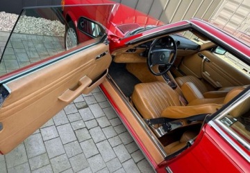 Mercedes SL R107 1986 Mercedes-Benz SL Mercedes-Benz SL 5.5 Benzyna 223KM, zdjęcie 15