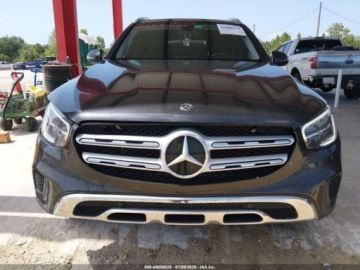 Mercedes GLC C253 2021 Mercedes-Benz GLC 300 4matic 2021 2.0 Benzyna 255KM, zdjęcie 7