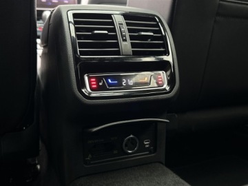 Volkswagen Arteon Shooting Brake R 2.0 TSI 320KM 2022 Volkswagen Arteon 2.0TSI 320KM 4X4 R DSG l DCC, Pa, zdjęcie 32