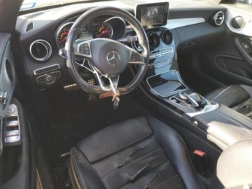 Mercedes Klasa C W205 2017 Mercedes-Benz Klasa C 2017 MERCEDES-BENZ C 300 silnik 2.0 L 2.0 Benzyna, zdjęcie 8