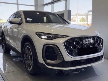 Audi 2025 AUDI Q5 TFSI Sportback S line 2.0 204KM
