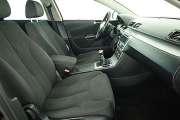 Volkswagen Passat B6 Variant 2.0 TDI-CR DPF 140KM 2008 VW Passat 2.0 TDI, Klima, Klimatronic,ALU, zdjęcie 6