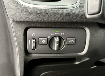 Volvo V40 II Hatchback Facelifting 2.0 D3 150KM 2019 Volvo V40 Cross Country D3,Navi,Serwis,Gwarancja, zdjęcie 29