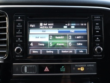 Mitsubishi Outlander III SUV Facelifting 2017 2.0 150KM 2018 Mitsubishi Outlander 2.0, Salon Polska, zdjęcie 10