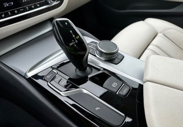 BMW Seria 5 G30-G31 Touring 520d 190KM 2020 BMW Seria 5 BMW Seria 5 520d Touring Luxury Line 2.0 Diesel 190KM, zdjęcie 19