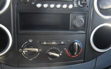 Peugeot Partner I 1.6 HDi 90KM 2009 Peugeot Partner 1.6 HDI Berlingo Klima PDC Oryginal Lakier Sprowadzony, zdjęcie 17