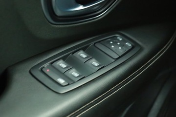 Renault Grand Scenic III 1.2 Energy TCe 115KM 2017 Renault Grand Scenic 1.2 TCe, 7 miejsc, Navi, zdjęcie 14