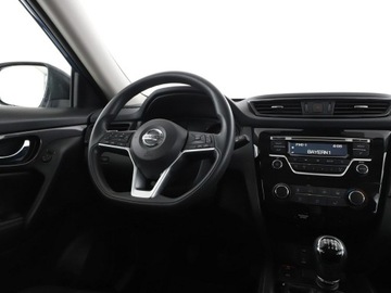 Nissan X-Trail III Terenowy 1.6 DIG-T 163KM 2017 Nissan X-Trail lift PDC tempomat Bluetooth, zdjęcie 15