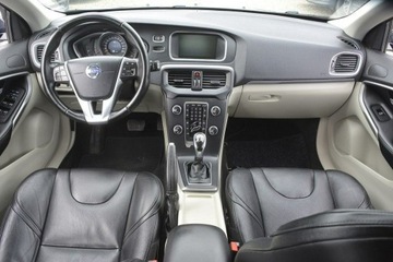 Volvo V40 II Hatchback 1.6 D2 115KM 2014 Volvo V40 1.6 HDi automat nawi kamera serwis ASO, zdjęcie 11