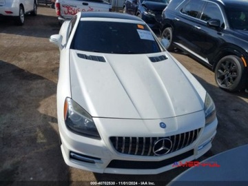 Mercedes SLK R172 2015 Mercedes-Benz SLK 2015 r., 3,5L SLK 350 3.5 Benzyna 302KM, zdjęcie 1