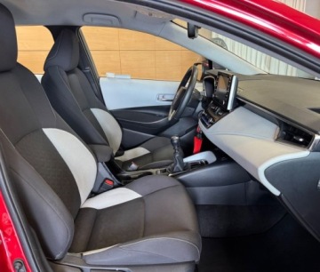 Toyota Corolla XII TS Kombi 1.2 Turbo D-4T 116KM 2021 Toyota Corolla Salon Polska Bezwypadkowy R Cars Warszawa 1.2 Benzyna 116KM, zdjęcie 12