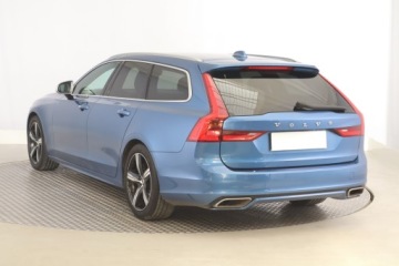Volvo V90 II Kombi 2.0 D3 150KM 2019 Volvo V90 D3, Automat, Skóra, Navi, Klima, zdjęcie 3