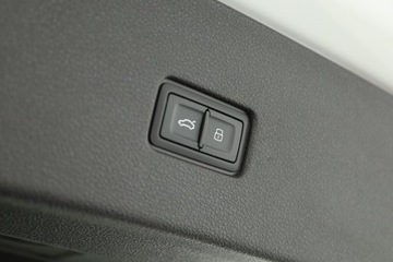 Audi Q8 SUV 3.0 55 TFSI 340KM 2019 Audi Q8 55 TFSI, Salon Polska, Serwis ASO, 4X4, zdjęcie 14