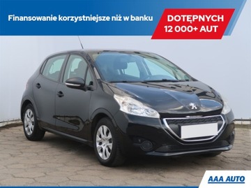 Peugeot 208 I Hatchback 3d 1.0 VTI 68KM 2013 Peugeot 208 1.0 VTi, Klima, Tempomat