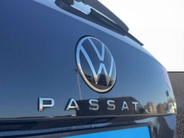Volkswagen Passat B8 Variant Facelifting 1.5 TSI EVO 150KM 2023 Volkswagen Passat Variant 1.5 TSI EVO Business DSG FV 23 Gwarancja 1.5, zdjęcie 11