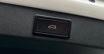 Skoda Superb III Kombi Facelifting 2.0 TDI SCR 150KM 2019 Skoda Superb Skora Automat Navi Webasto Hak Parktronic FV23, zdjęcie 34