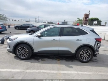 Ford Escape III 2023 Ford Escape 2023 FORD ESCAPE PHEV 2.5 Hybryda Plug-in 163KM, zdjęcie 9