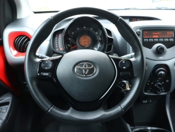 Toyota Aygo II Hatchback 3d Facelifting 1.0 VVT-i 72KM 2021 Toyota Aygo 1.0 VVT-i, Salon Polska, Automat, zdjęcie 18