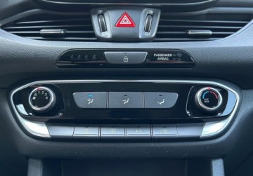 Hyundai i30 III Wagon Facelifting 1.0 T-GDI 120KM 2022 Hyundai i30 Modern, Tempomat, Czujniki parkowania, Salon Polska, 1 wlascic, zdjęcie 26