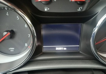 Opel Astra K Hatchback Facelifting 1.2 Turbo 110KM 2020 Opel Astra Pierwszy wlasciciel. Salon Polska 1.2 Benzyna 110KM, zdjęcie 4