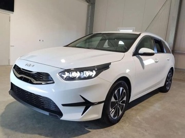 Kia Ceed III Kombi Facelifting 1.5 T-GDI 140KM 2025 KIA Cee&#039;d 1.5 T-GDI DCT Combi 140KM 2025