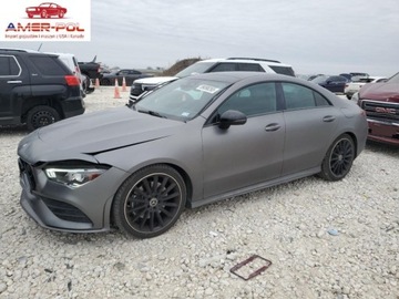Mercedes CLA C118/X118 2020 Mercedes-Benz CLA 250 4Matic 2020 2.0l 2.0 Benzyna 221KM