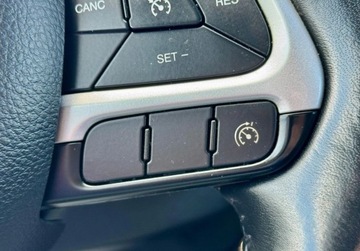 Jeep Compass II SUV 1.4 MultiAir 140KM 2020 Jeep Compass 1.4T 140KM Night Eagle Czarny dach i alu Navi Kamera ACC Lane, zdjęcie 29