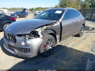 Maserati Levante 2021 Maserati Levante Granlusso 2021 3.0l 3.0 Benzyna 345KM, zdjęcie 1