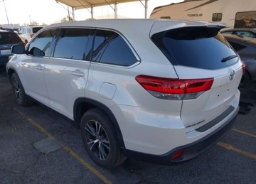 Toyota Highlander II 2019 Toyota Highlander LE, V6, od ubezpieczalni 3.5 Benzyna 295KM, zdjęcie 5